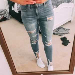 American Eagle Ripped Skinny Jeans